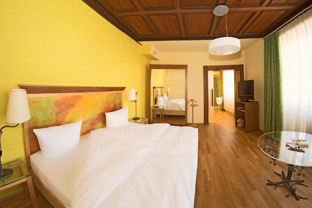 שווביש האל Trip Inn Hotel Der Adelshof מראה חיצוני תמונה