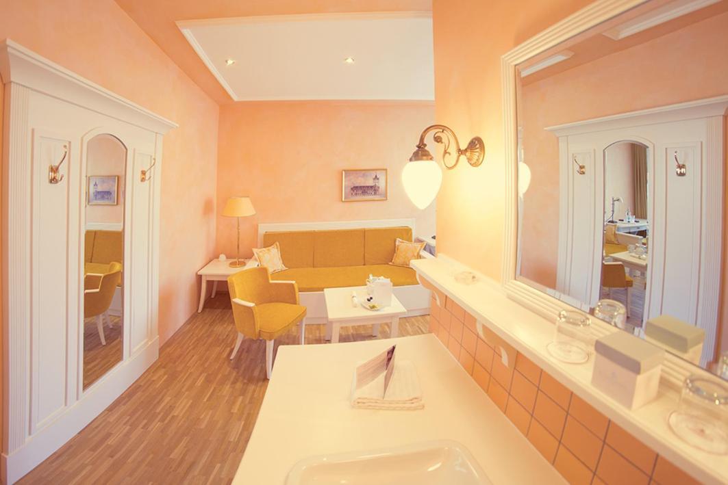 שווביש האל Trip Inn Hotel Der Adelshof מראה חיצוני תמונה